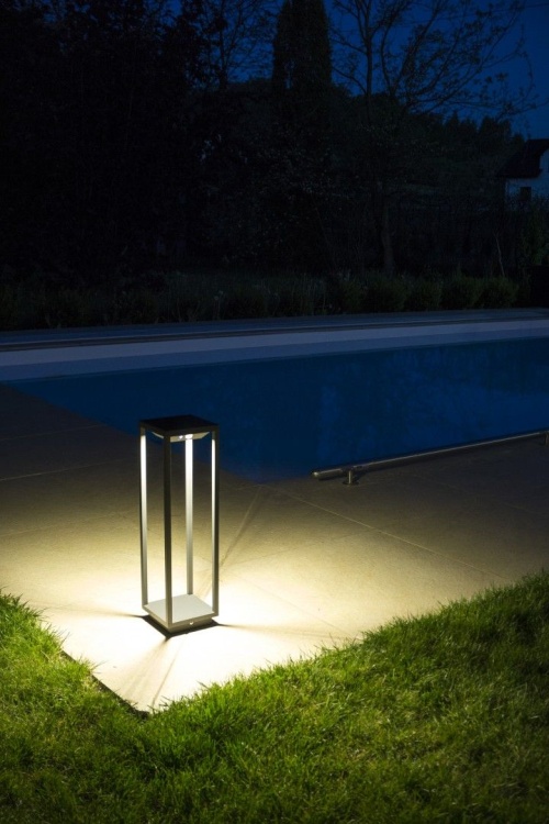 Ogrodowa lampa solarna 1.jpg