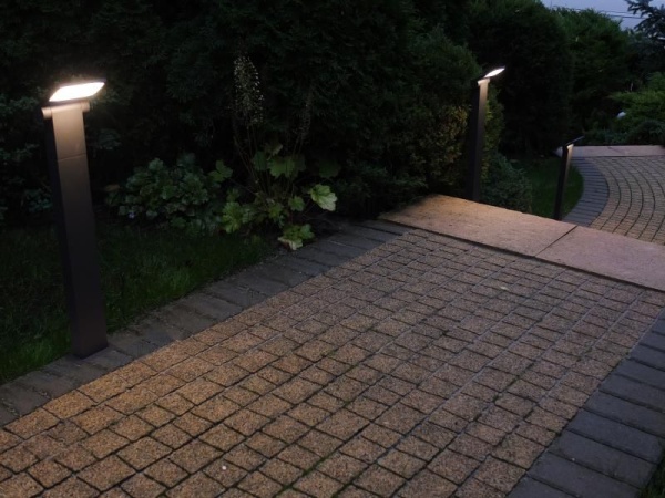 Lampa ogrodowa Neo 60..jpg