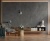 Lampa-wiszaca-Beryl-czarna-na-tle-sciany-z-betonu-architektonicznego-4FunDesign.con.jpg