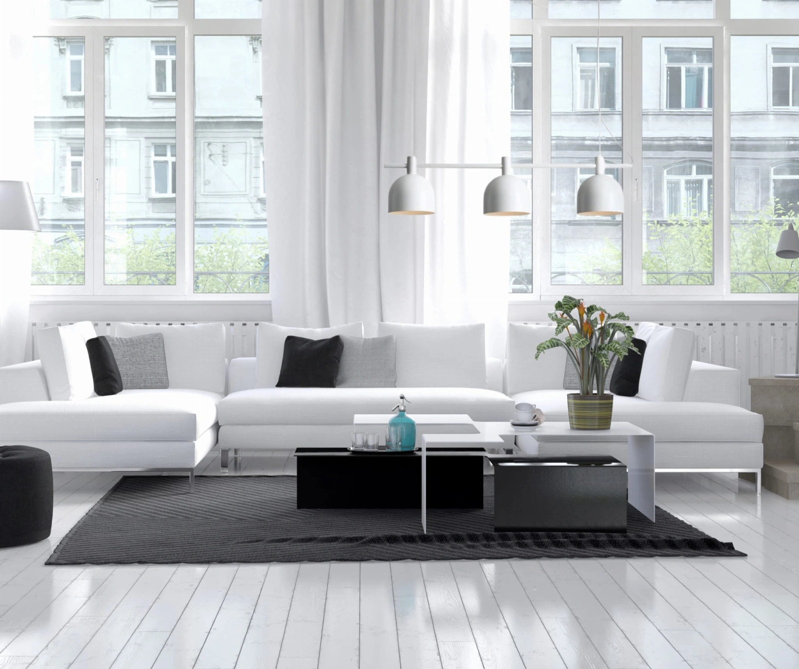 Lampa-wiszaca-Beryl-3-biala-zawieszona-w-klasycznym-salonie-4FunDesign.com.jpg