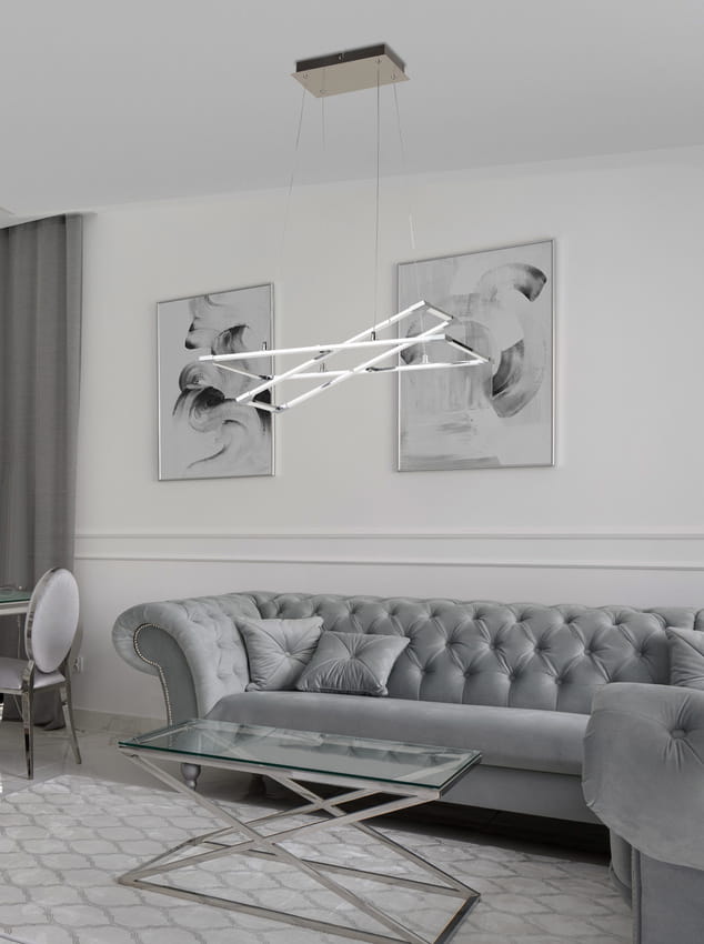 Lampa-wiszaca-Kseros-zawieszona-w-salonie-nad-stolikiem.jpg