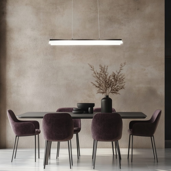 Lampa-wiszaca-curacoa-zawieszona-nad-stolem-w-jadalni.jpg