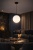 Lampa wisząca Kula 30 w eleganckim salonie